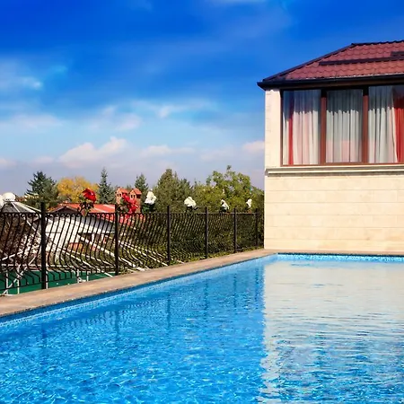 Ajax Boutique Apartments *