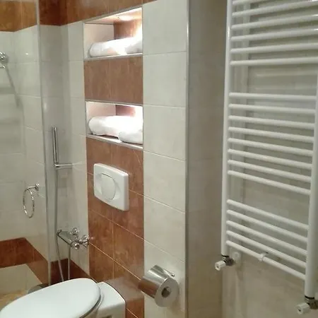 Ajax Boutique Apartments Апартаменты *