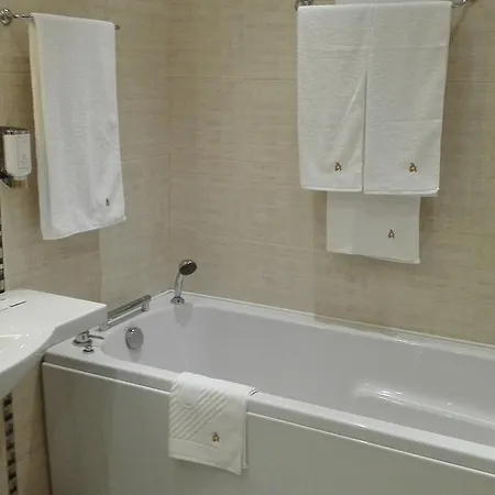 Ajax Boutique Apartments *