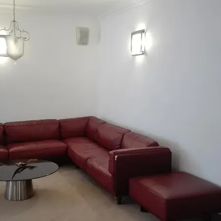 Ajax Boutique Apartments *
